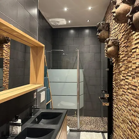 Moderne Et Chaleureux A 2 Minutes Du Palais Apartament Cannes