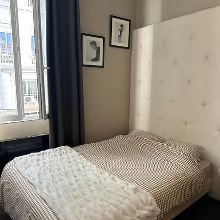 Apartament Moderne Et Chaleureux A 2 Minutes Du Palais Cannes