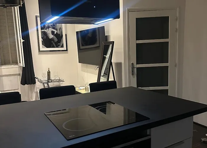 Apartament Moderne Et Chaleureux A 2 Minutes Du Palais Cannes