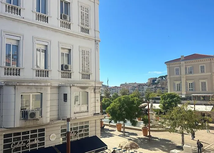 Moderne Et Chaleureux A 2 Minutes Du Palais Apartament Cannes